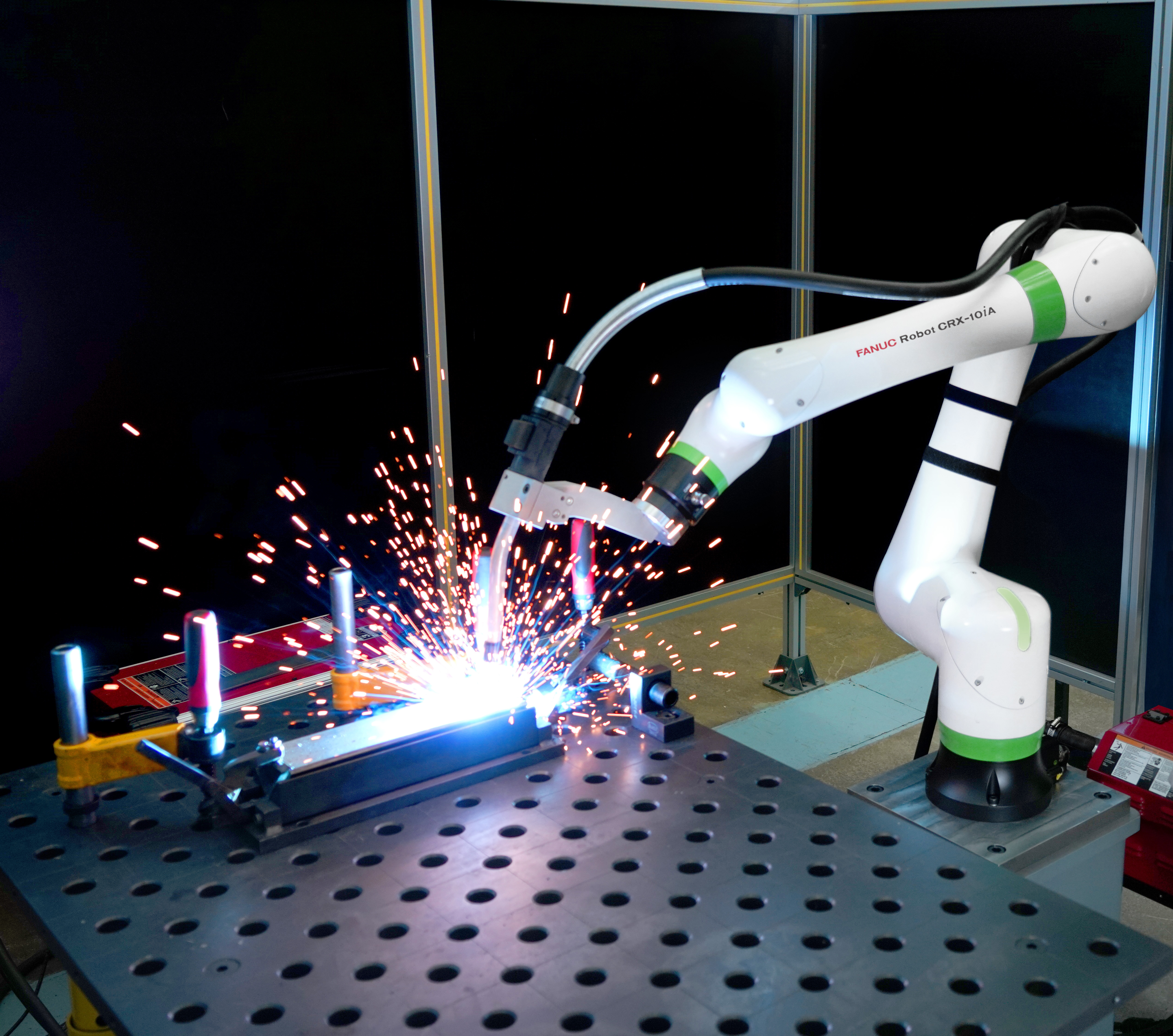 CRX 10i A Live Welding