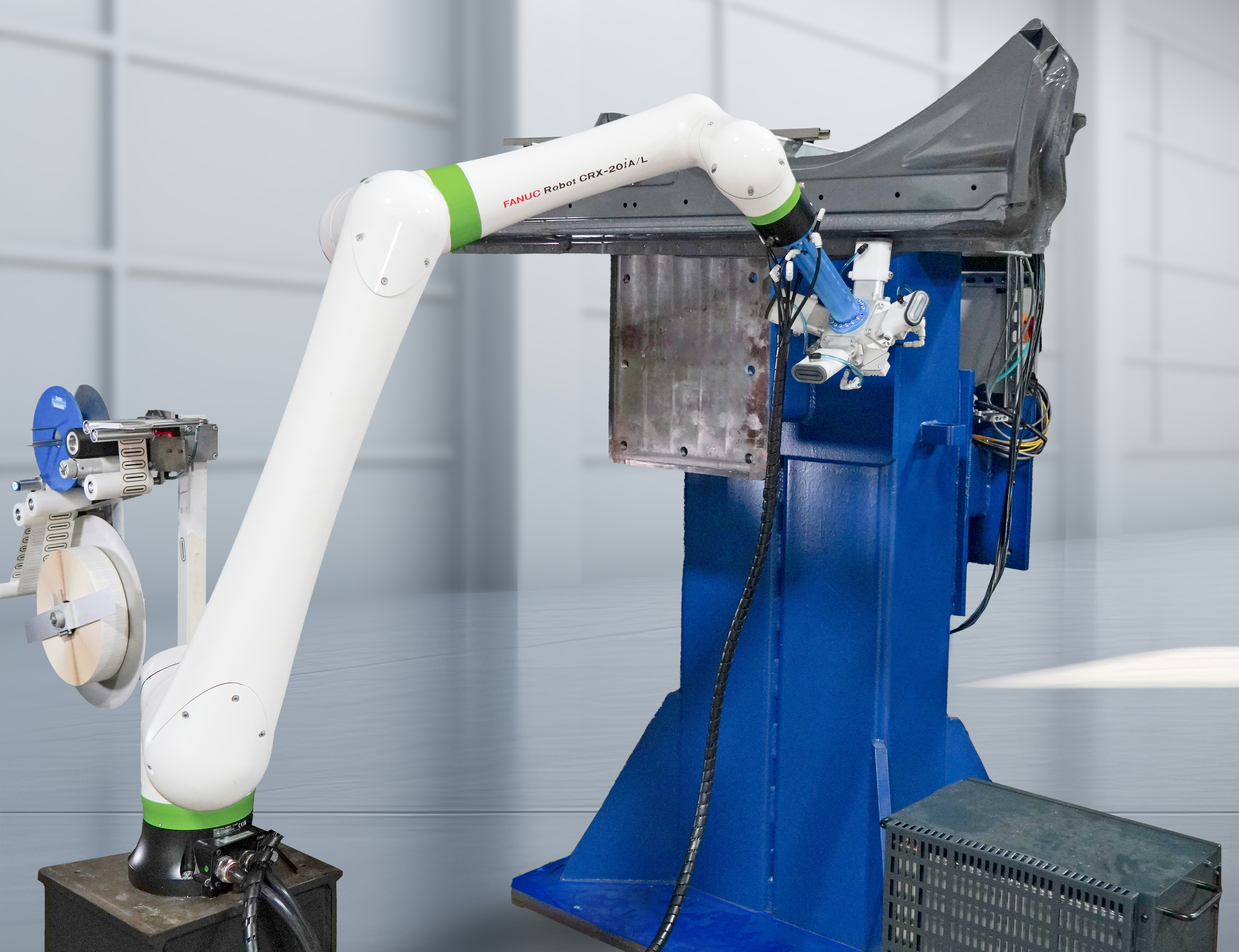 CRX-20iA/L Tesa Tape Application - Rocker Panel