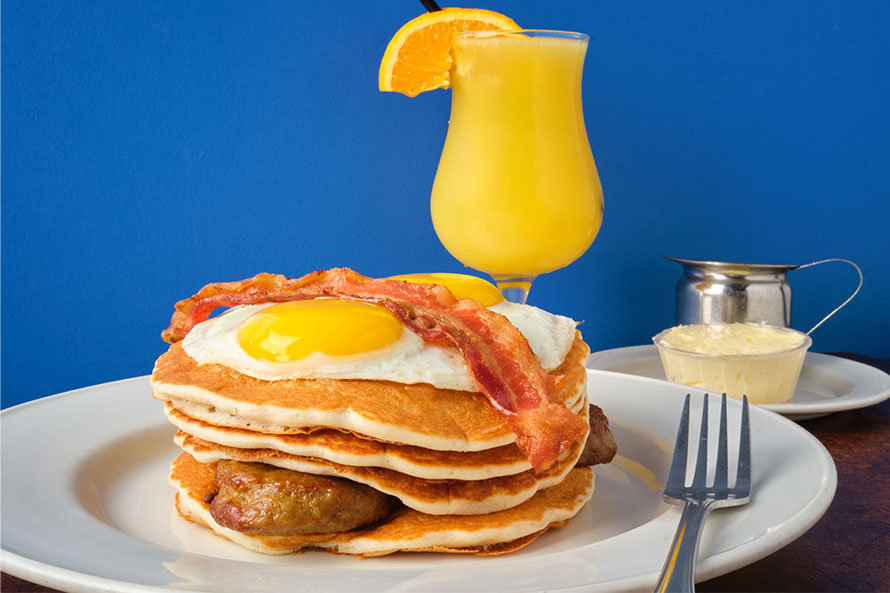 Coffee Shop Pancake Tower 890x593