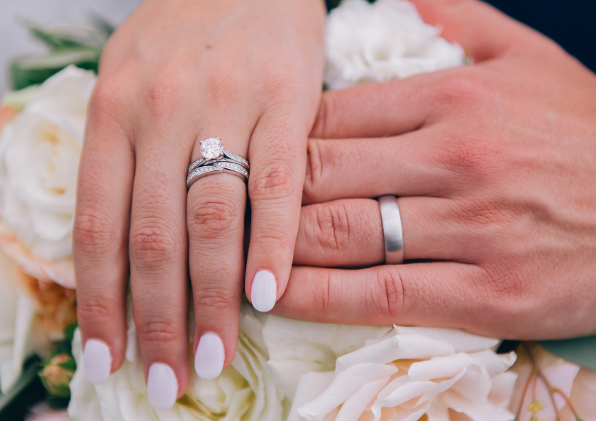 Weddings 640x593