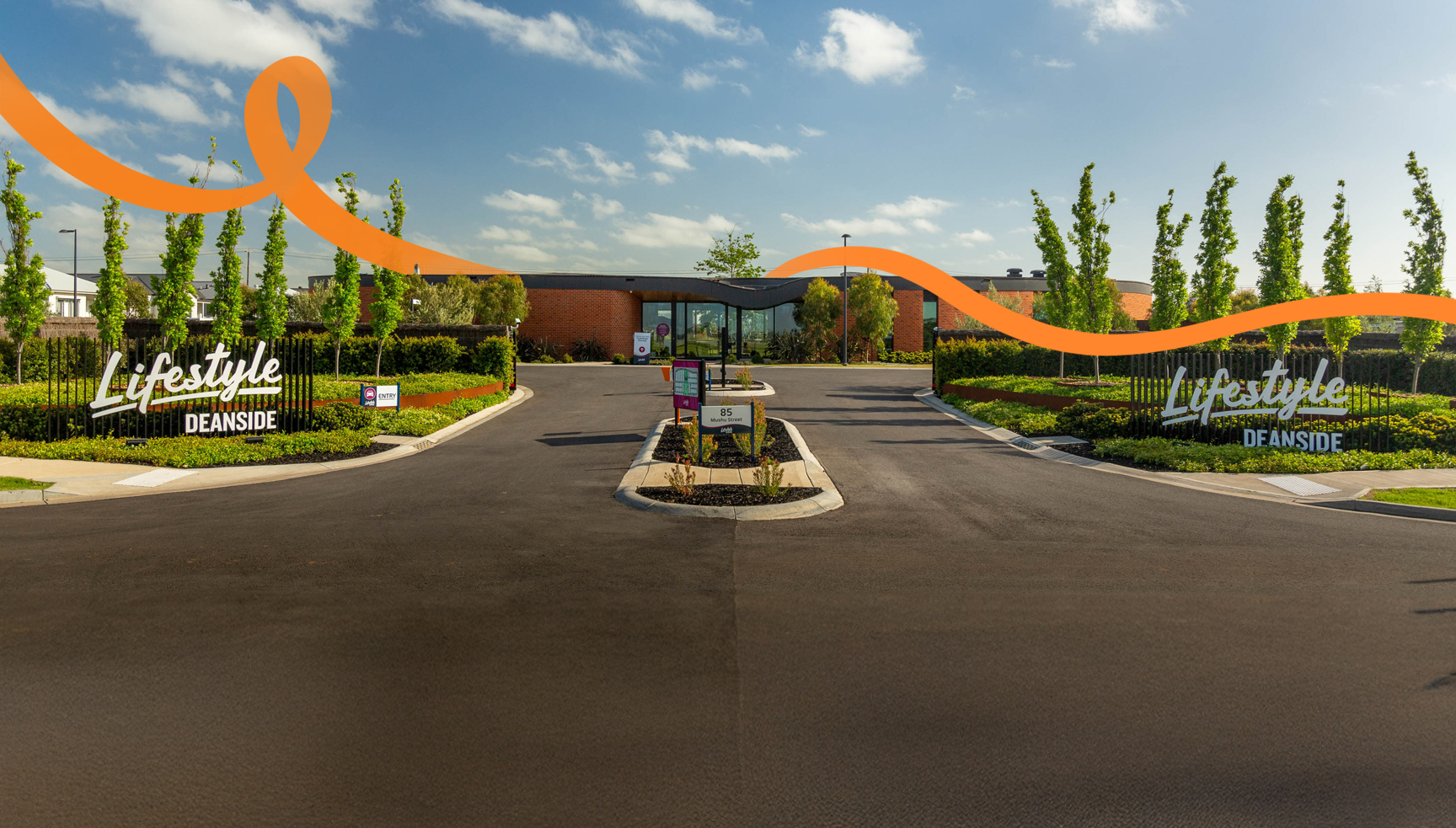 Lifestyle Communities PC web banner featuring the Deanside Clubhouse with modern architecture and landscaped surroundings.