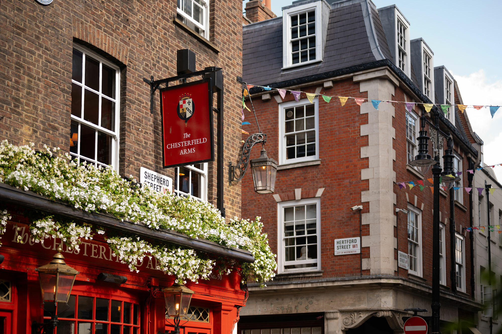 A view of a pub in Mayfair.