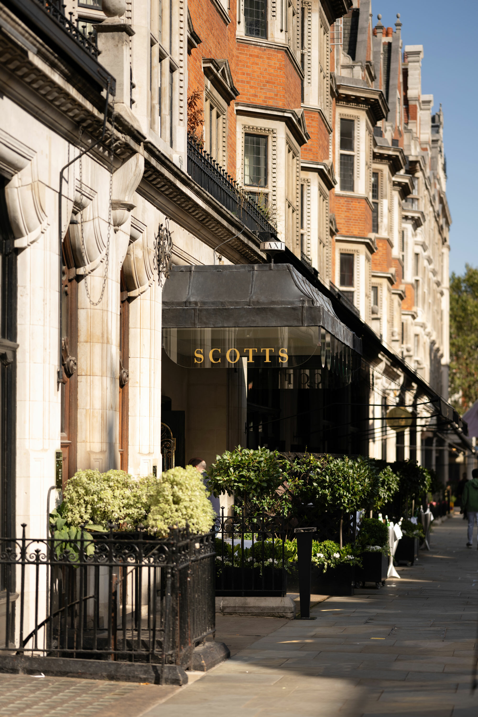 A side view of Scott's Restaurant in Mayfair.