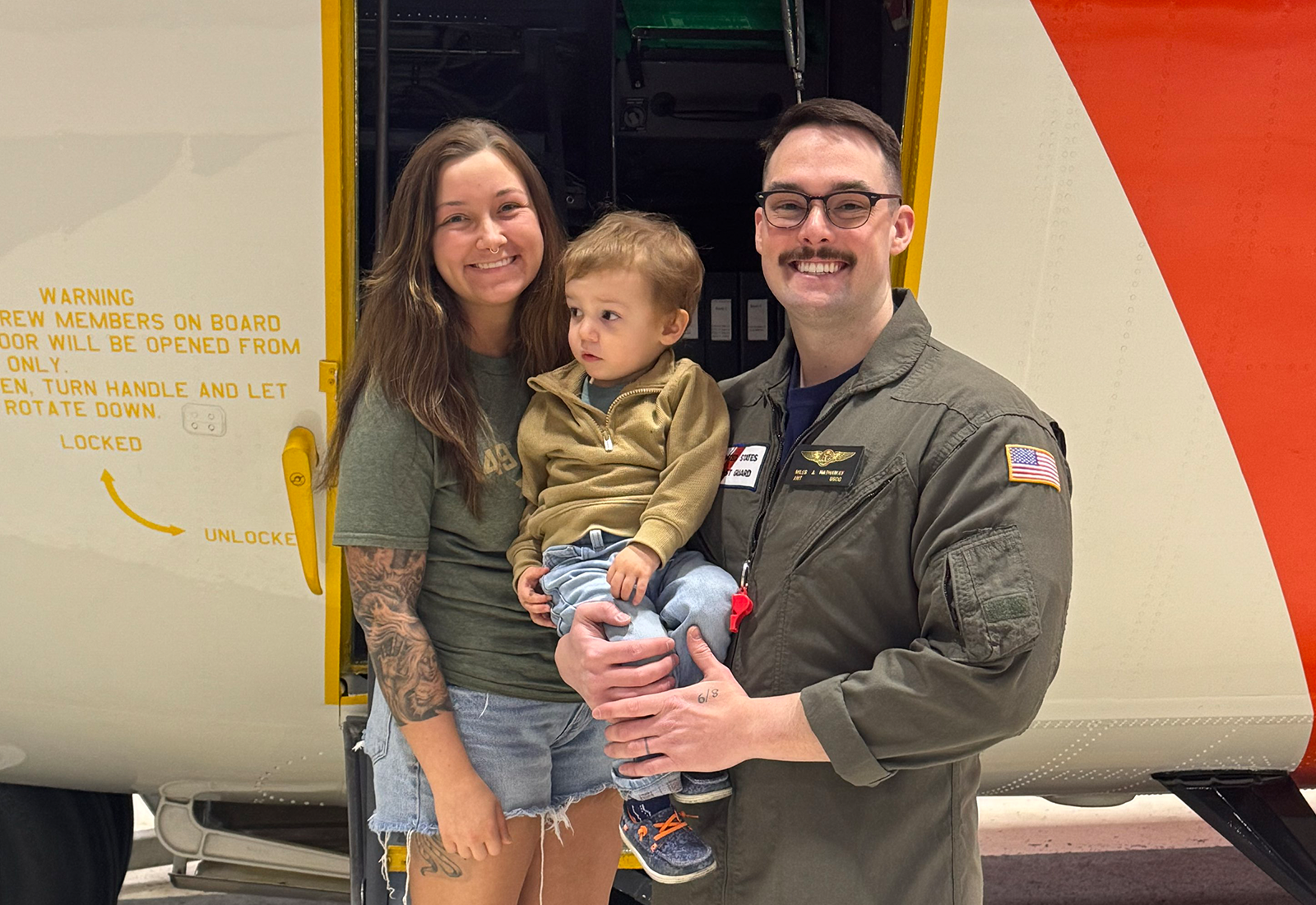 Coast Guard Spouses 1600x1100