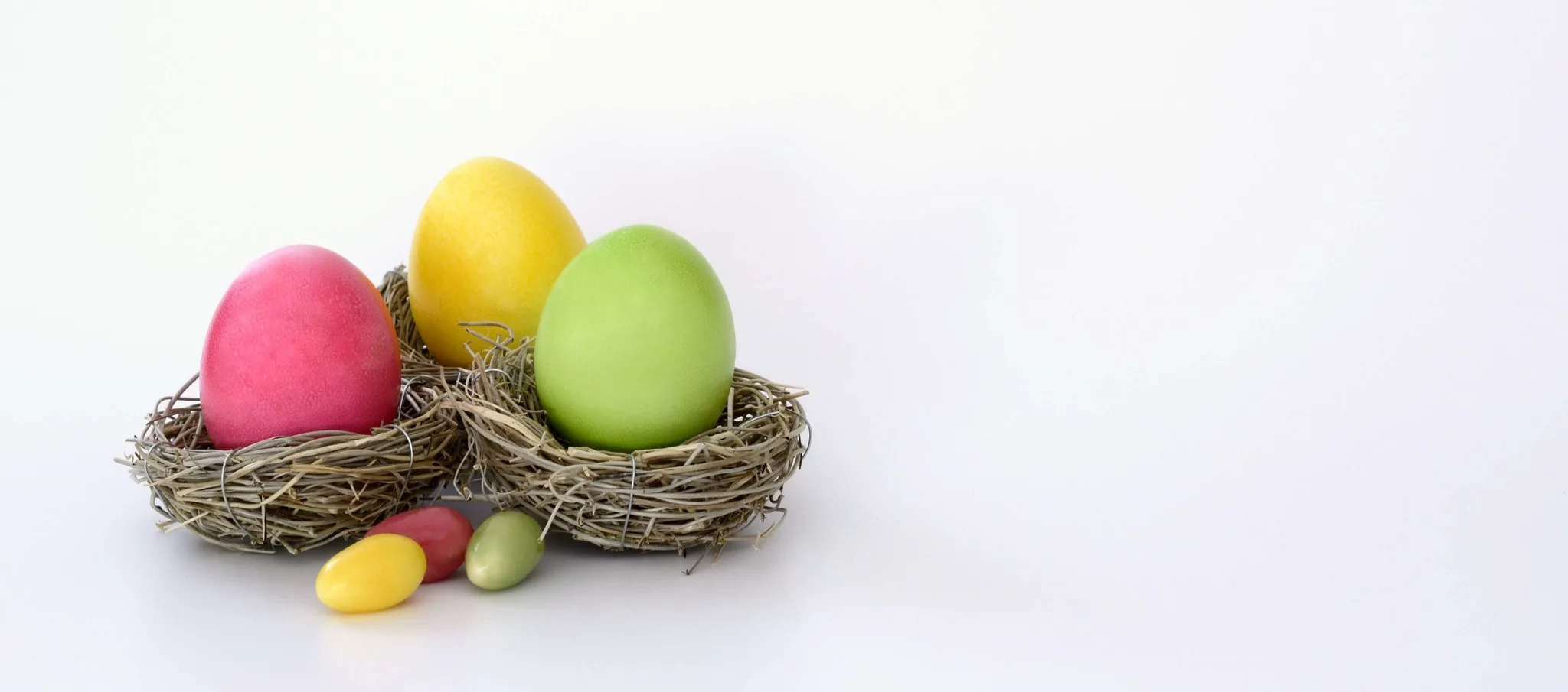 Hop to it this Easter with bulk SMS